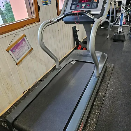 شقة Miuti